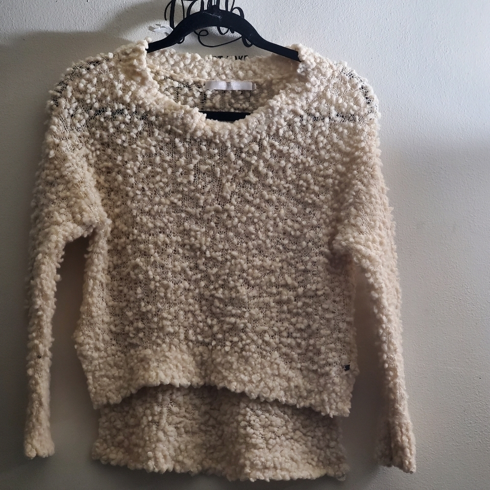 One Grey Day High Low Popcorn Knit Sweater Size: Small